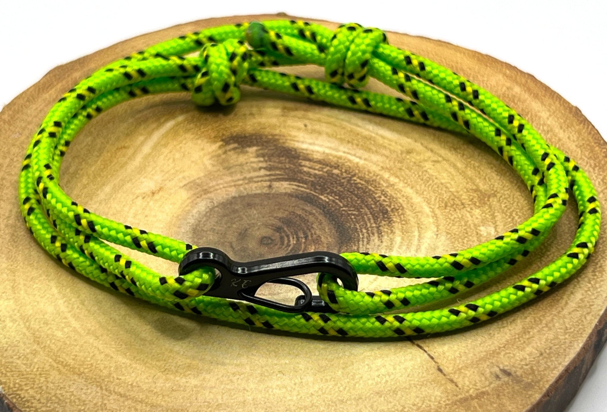 Adjustable Neon Green Ensign Carabiner Rope Bracelet - Karoo Earth