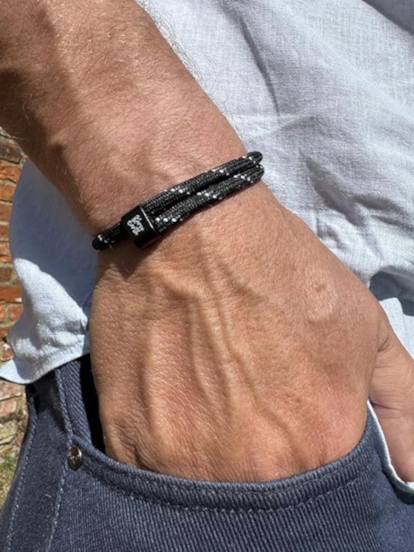 Black Stripe Karoo Earth Rope Adjustable Paracord Bracelet - Karoo Earth