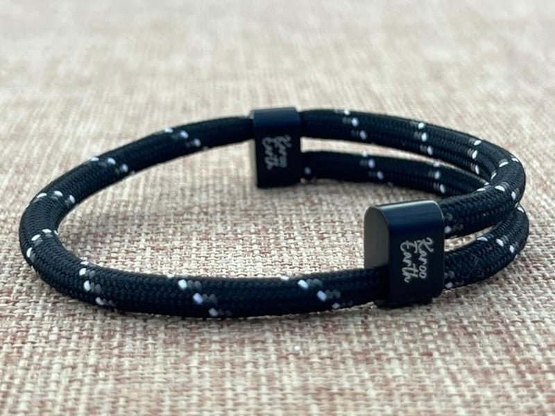 Black Stripe Karoo Earth Rope Adjustable Paracord Bracelet - Karoo Earth