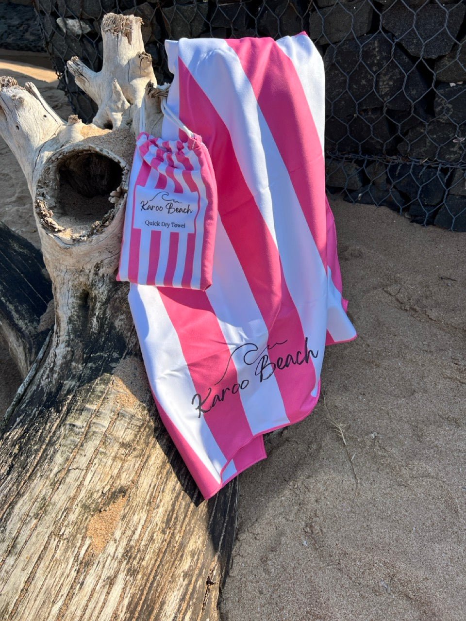 Quick Dry Microfibre Beach Towel - Deep Pink - Karoo Earth